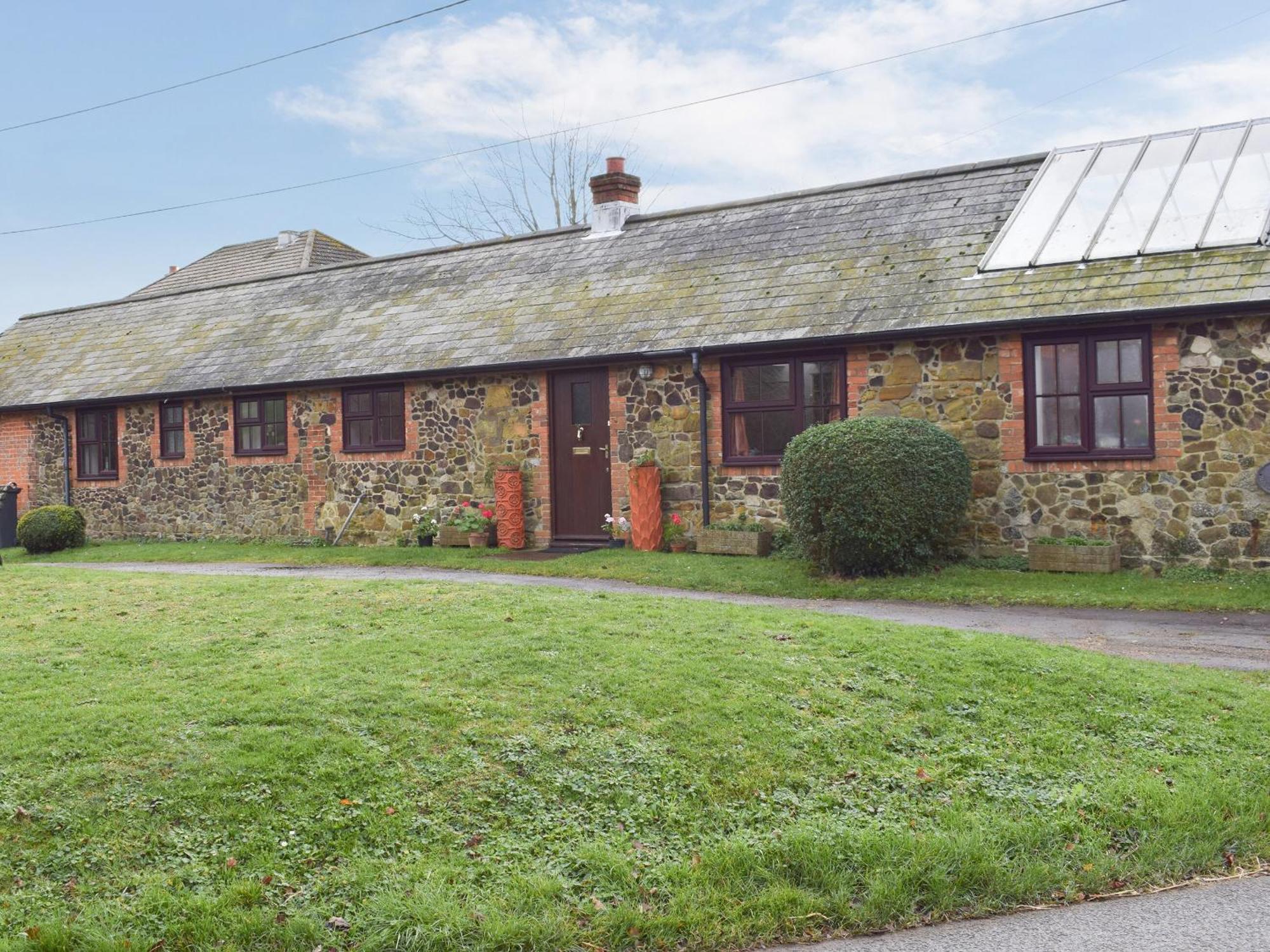 The Blacksmith Shop Shorwell Exterior photo